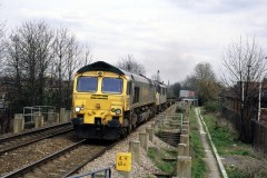 Harringay Green Lanes Loco; 66.566 Date; 2010 Digital Copies Available