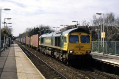Harringay Green Lanes Loco; 66.590 Date; 2010 Digital Copies Available