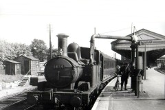 EXETER-1434-Exeter-St-Davids-station-30.5.52