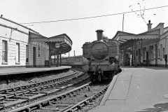 Folkestone Harbour Stn  Loco 4631 Date; 10-5-1959 Digital Copies Available