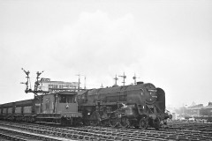 TYNE DOCK EMPTIES Loco; 92061  Date; 17-8-65 Digital Copies Available