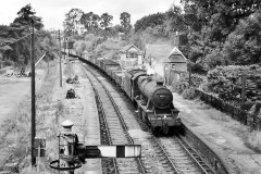 Byefield Station Loco; 48269 dATE; 5.9.1964 Digital Copies Available