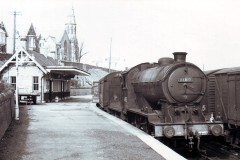 EYEMOUTH Loco; 64813 Date; 11.4.1960 Digital Copies Available