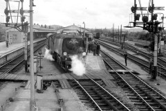 WESTBURY-34038-at-WESTBURY-STATION-1964-crop
